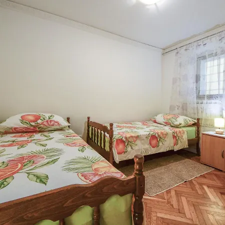 Edo-1 By Interhome Apartman