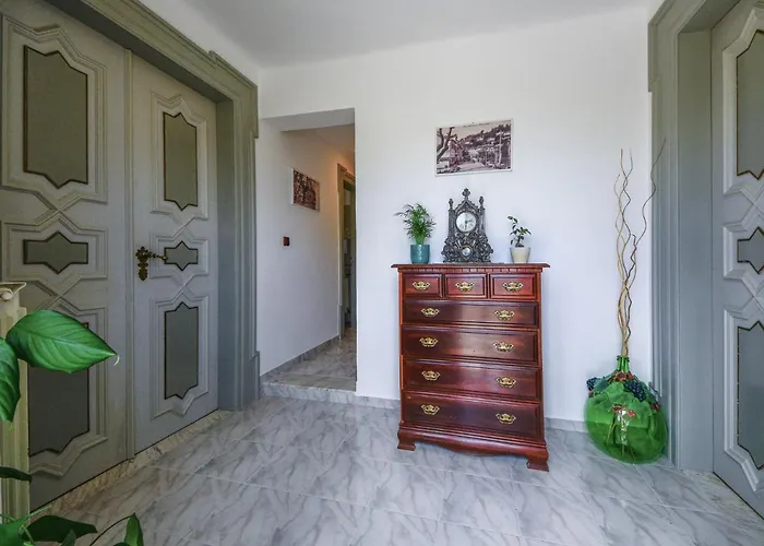 Edo-1 By Interhome Apartment *